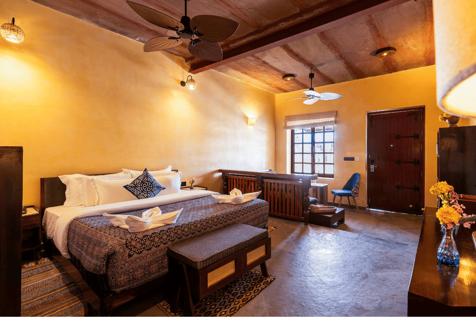 Villa with Pvt Jacuzzi