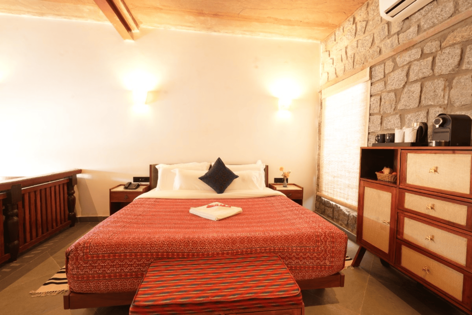 Villa with Pvt Jacuzzi