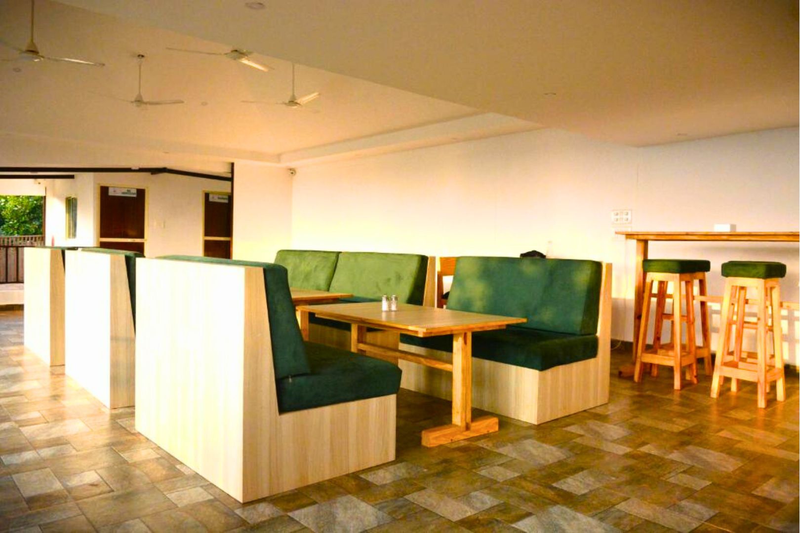 Dine
