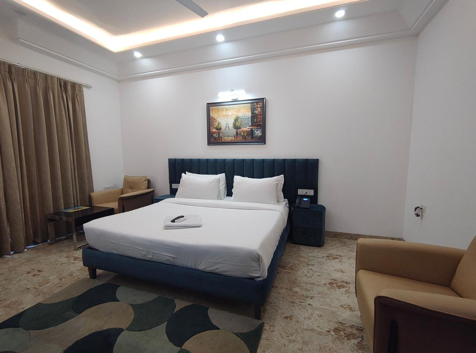 Deluxe Rooms